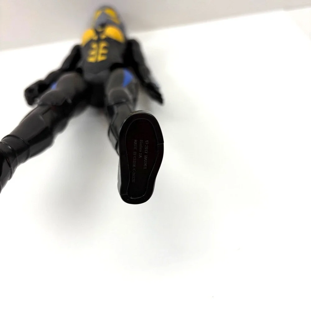 Hasbro Action Figure Marvel Titan Hero The Wasp Black Yellow 2017 12